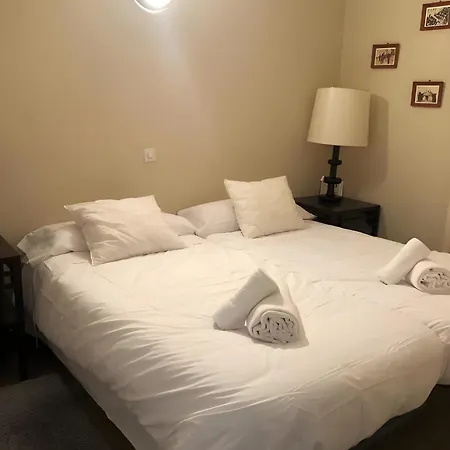 Apartment Edificio Europa Zona Media 8 Pax View