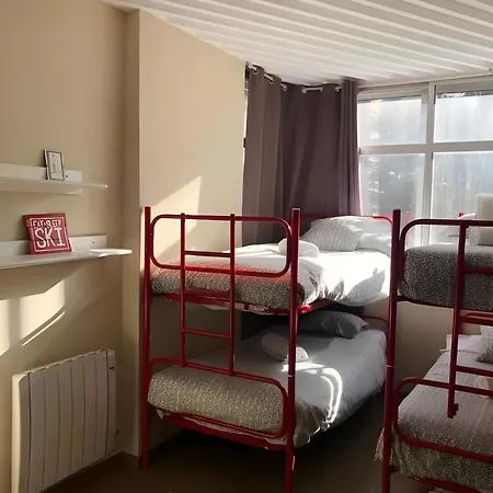 Edificio Europa Zona Media 8 Pax View